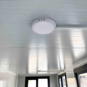 Oficina Modular Equipada y Aislada de 14 m²