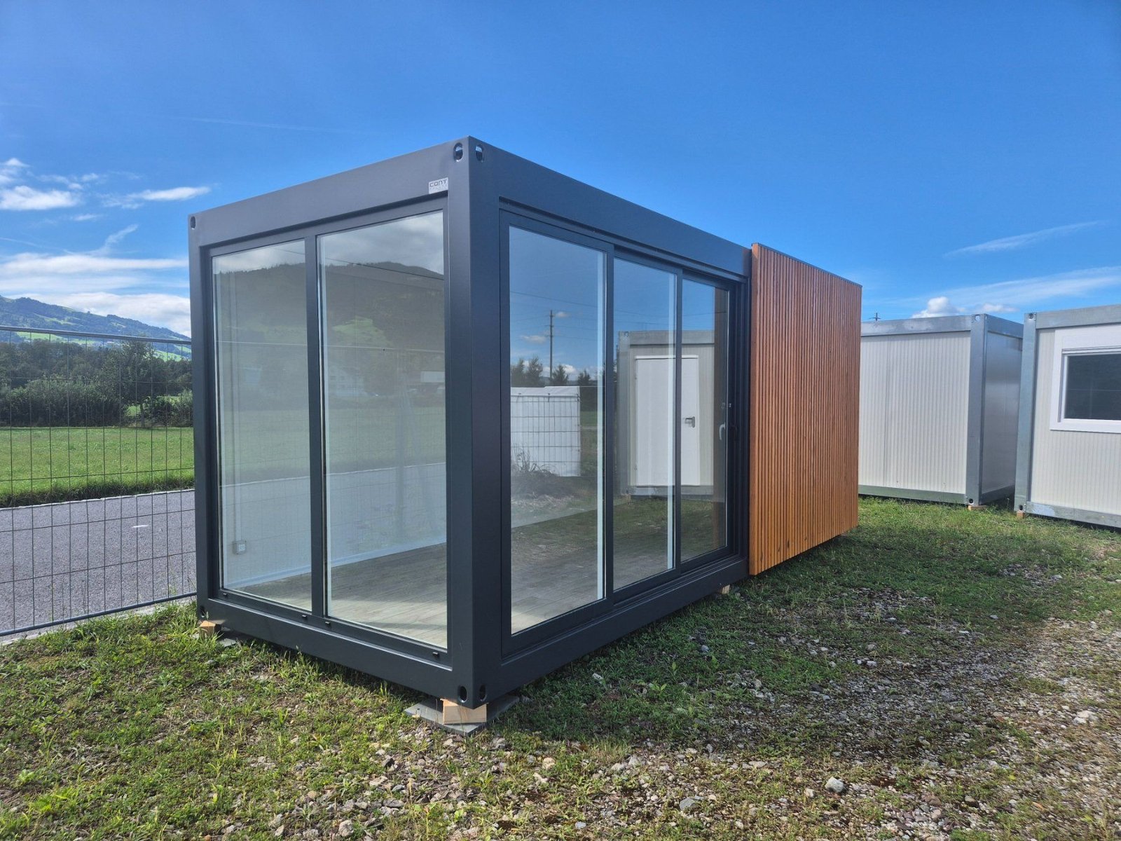 Pabellón Modular Acristalado de 15 m² Pabellón Modular Acristalado de 15 m²