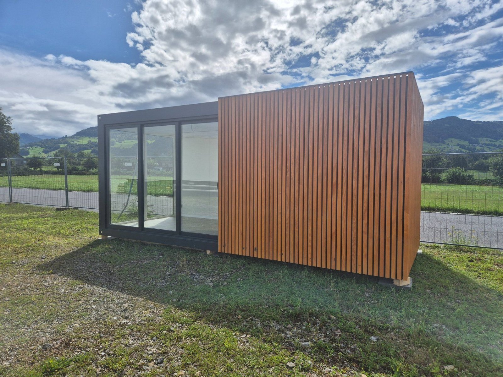 Pabellón Modular Acristalado de 15 m² Pabellón Modular Acristalado de 15 m²
