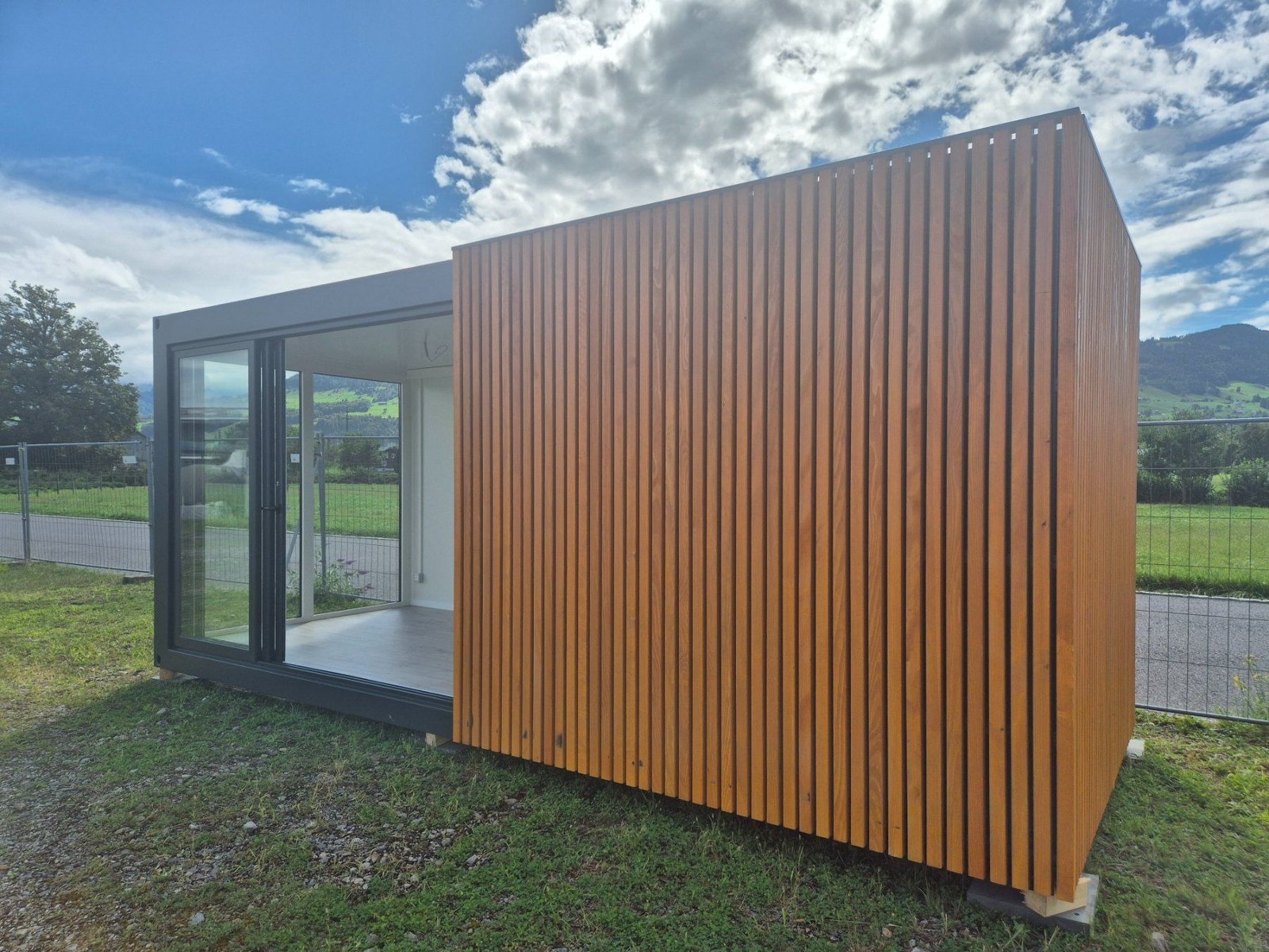 Pabellón Modular Acristalado de 15 m² Pabellón Modular Acristalado de 15 m²